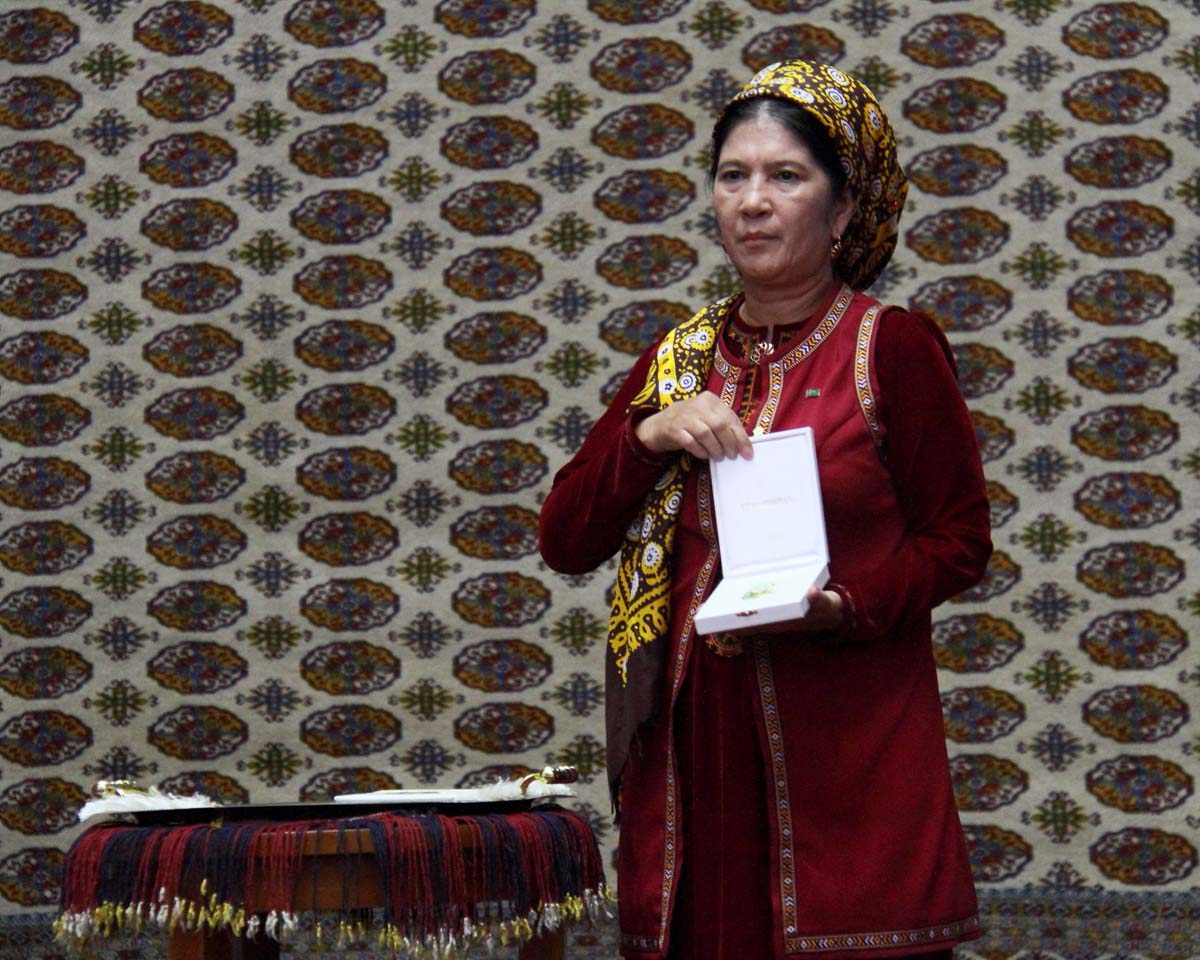 Turkmenistan marked the holiday of the Turkmen carpet